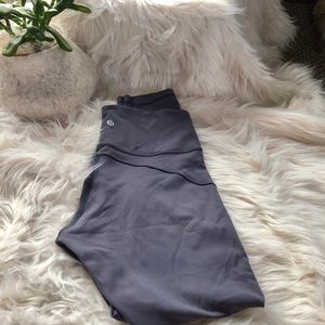 Size 8 lululemon in movement